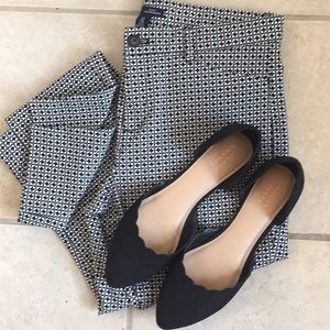 Ankle length dress pants.